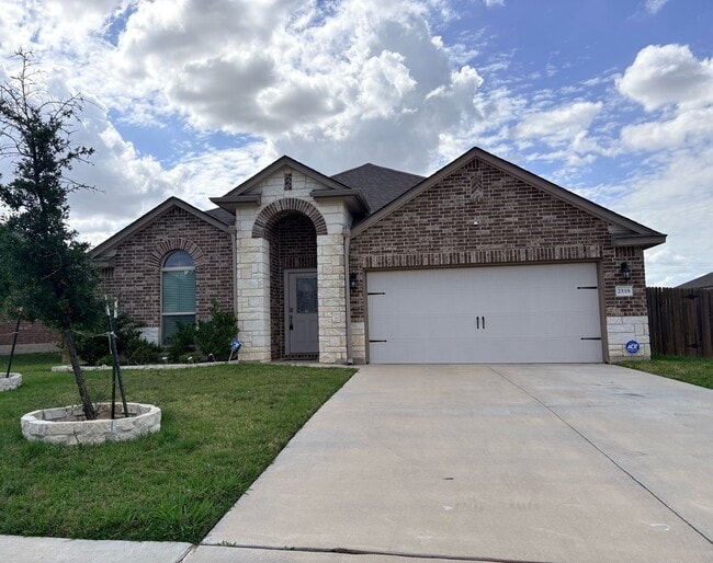 property at 2518 Cortona St