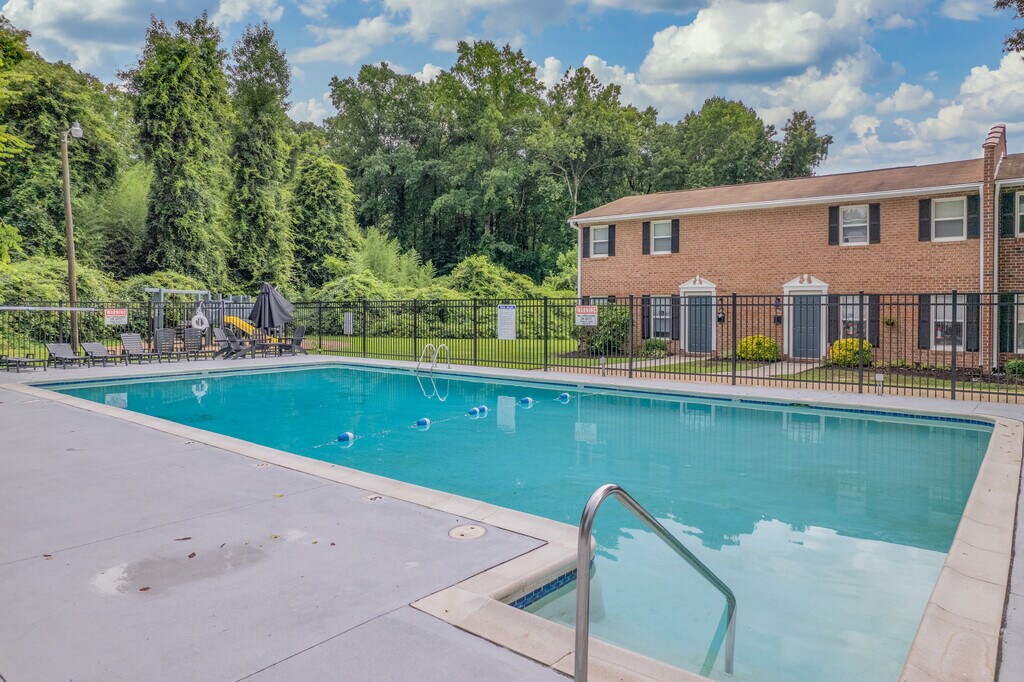 District At Williamsburg Apartments in Williamsburg, VA