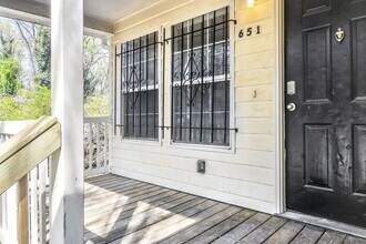 651 Langston Dr SW in Atlanta, GA - Building Photo - Building Photo