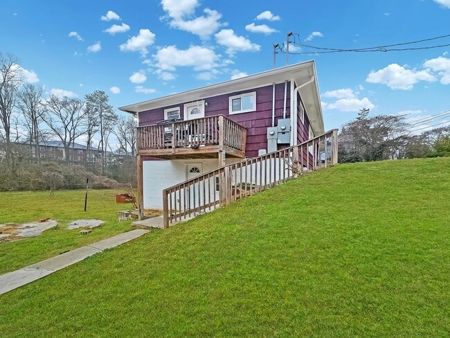 536 Elmwood Rd NW in Atlanta, GA - Building Photo - Building Photo