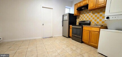 3715 N Bouvier St, Unit 1 in Philadelphia, PA - Foto de edificio - Building Photo