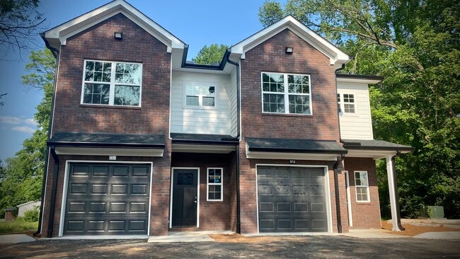 property at 1011 Campbell Ln