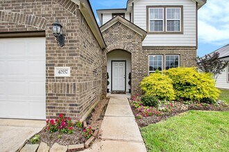 40557 Mostyn Lake Dr in Magnolia, TX - Building Photo - Building Photo