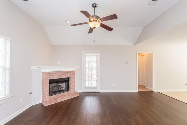 1106 Cross Wood Ln, Unit 4 in Cordova, TN - Building Photo - Building Photo