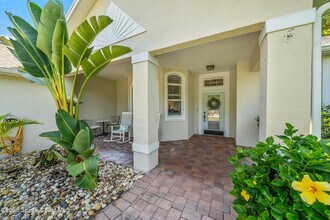 3828 S Tropical Trail in Merritt Island, FL - Building Photo - Building Photo