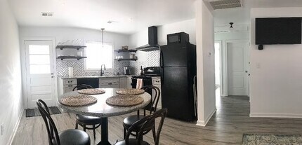 419 Howle Ave, Unit C in Charleston, SC - Building Photo - Building Photo