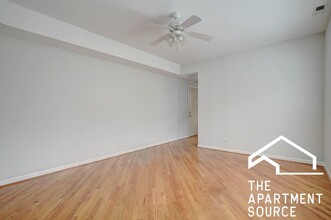 2509 N Leclaire Ave-Unit -2NN in Chicago, IL - Foto de edificio - Building Photo