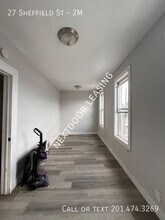 27 Sheffield St in Jersey City, NJ - Foto de edificio - Building Photo