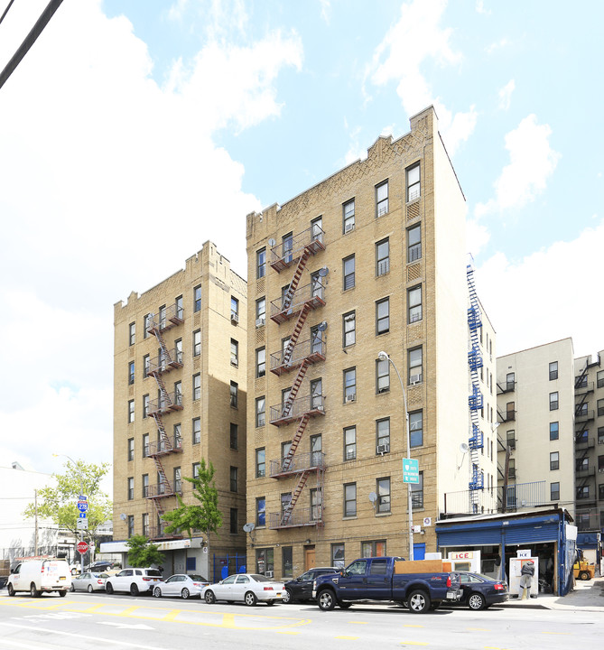 1202 Spofford Ave in Bronx, NY - Building Photo