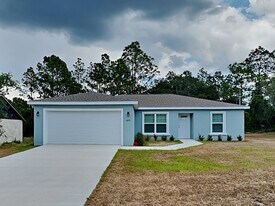 6691 N Waycross Way in Citrus Springs, FL - Building Photo