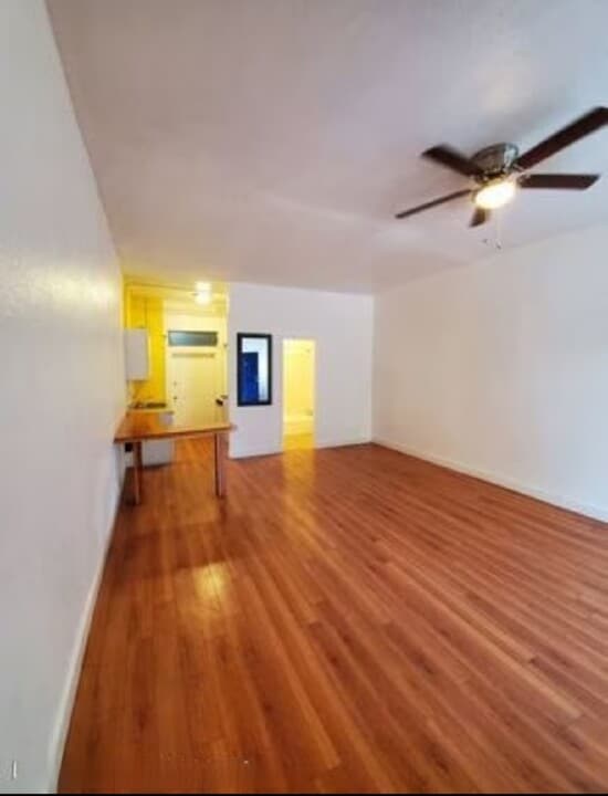 100 Dudley Ave in Venice, CA - Foto de edificio