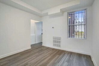 25 Hanover Pl NW in Washington, DC - Building Photo - Building Photo
