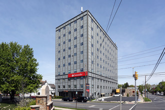 The Pinnacle @ 65 in Bethlehem, PA - Foto de edificio - Building Photo