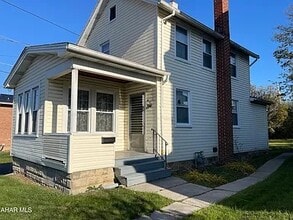 1110 S 16th St in Altoona, PA - Foto de edificio - Building Photo