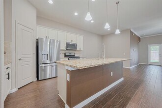 5327 Silver Ledge Dr in Katy, TX - Building Photo - Building Photo