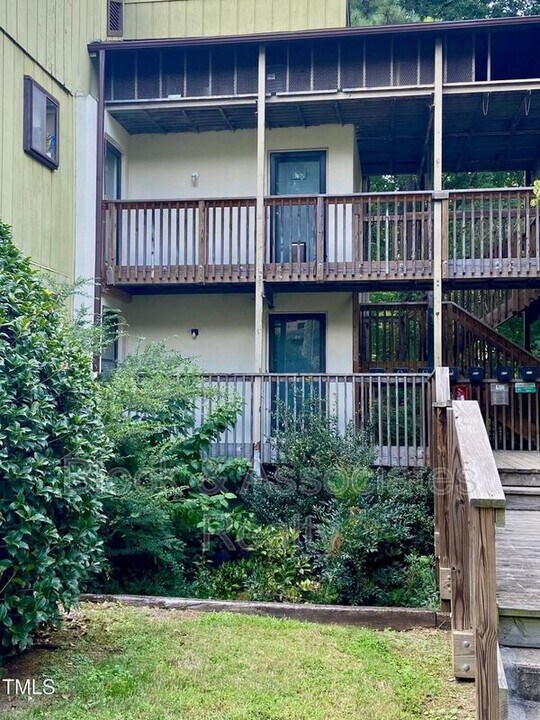 617 Pine Ridge Pl in Raleigh, NC - Building Photo