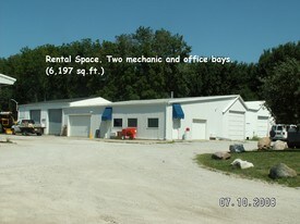 5351 W 46th St in Indianapolis, IN - Building Photo