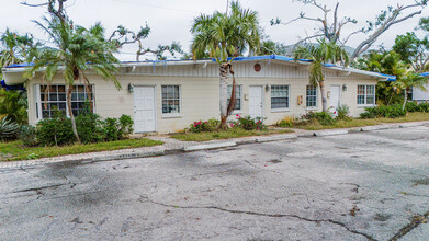 Apartments of Azalea in Vero Beach, FL - Building Photo - Building Photo