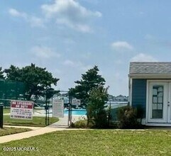 100 Seaview Ave in Monmouth Beach, NJ - Building Photo - Building Photo