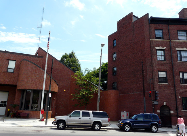 772 Centre St in Jamaica Plain, MA - Building Photo - Building Photo