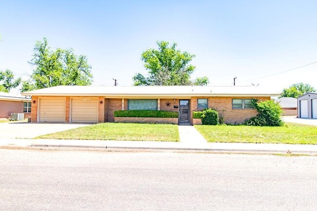 property at 1006 S Franklin Ave