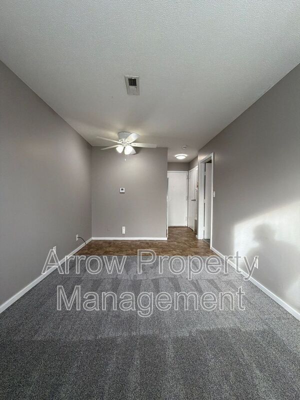 1111 E St in Lincoln, NE - Building Photo - Building Photo