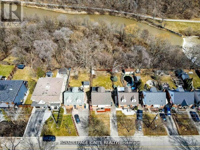 property at 53 Riverview Heights