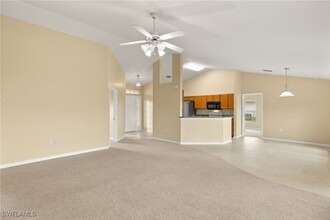 1121 NW 7th Ave in Cape Coral, FL - Building Photo - Building Photo