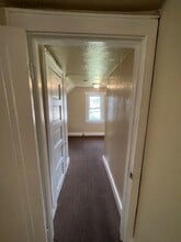 143 Washington St, Unit B in Frostburg, MD - Building Photo - Building Photo