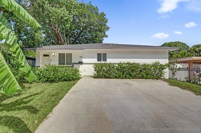 830 NW 19th St