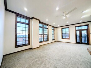 700 Main St in Pella, IA - Foto de edificio - Building Photo