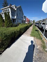 2131 James St in Syracuse, NY - Building Photo