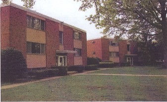 17827-17833 Webb Cliff Apartments