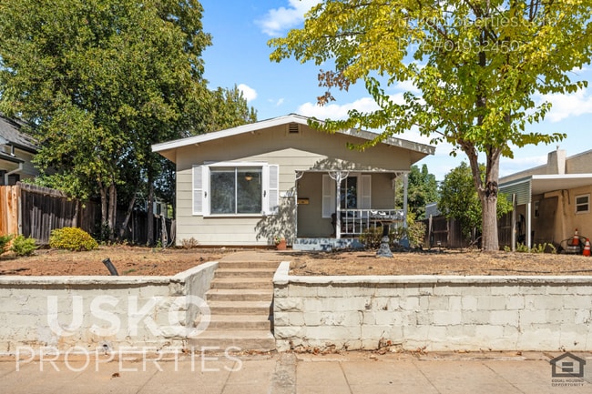 808 Main St in Roseville, CA - Building Photo - Building Photo