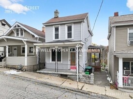 9 1/2 Spring St in Etna, PA - Building Photo