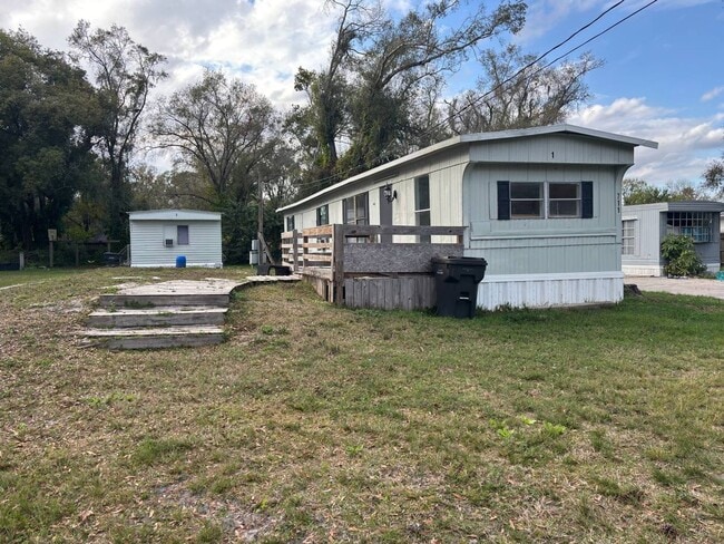 property at 711 Nashville Rd