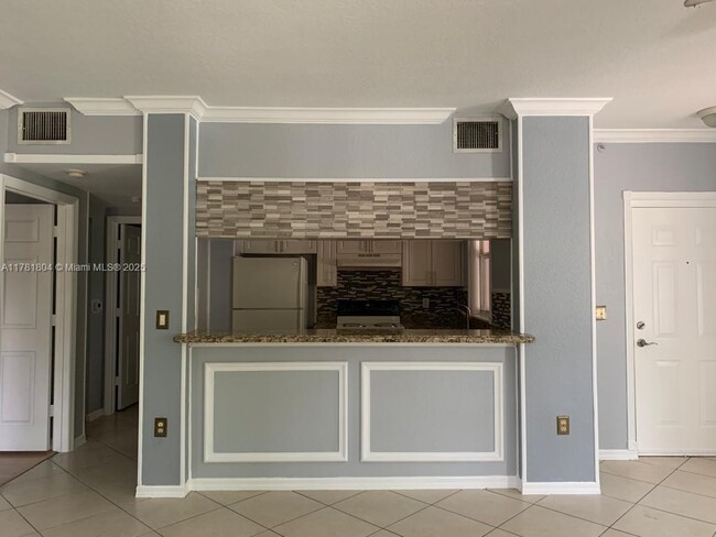 6588 W Sample Rd, Unit 6588 in Coral Springs, FL - Building Photo - Building Photo
