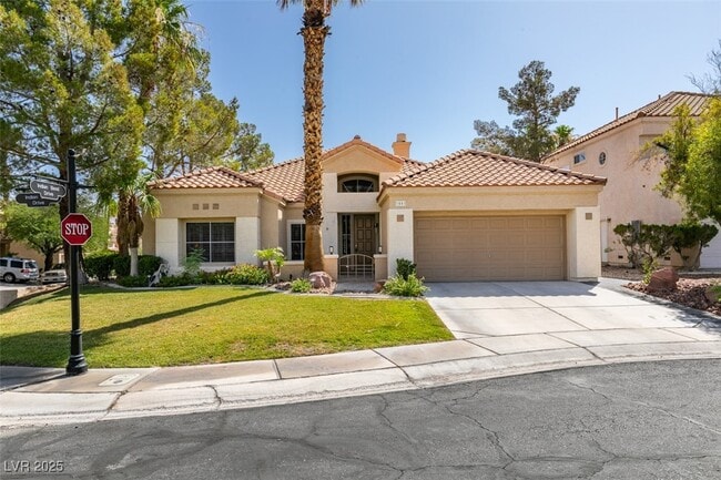 property at 1841 Indian Bend Dr