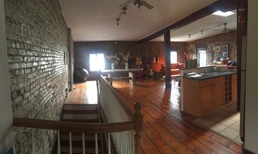 12 Front St, Unit 3200 in Newburgh, NY - Building Photo - Building Photo