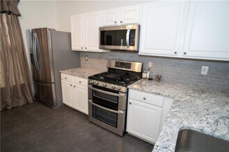 9155 Nesbit Ferry Rd in Alpharetta, GA - Building Photo - Building Photo