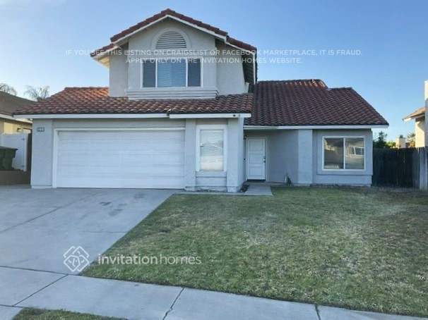 property at 2172 Stratford Dr