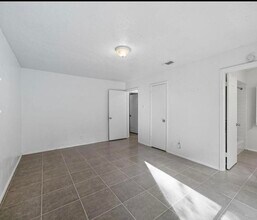 24710 Glen Loch Dr in Spring, TX - Building Photo - Building Photo