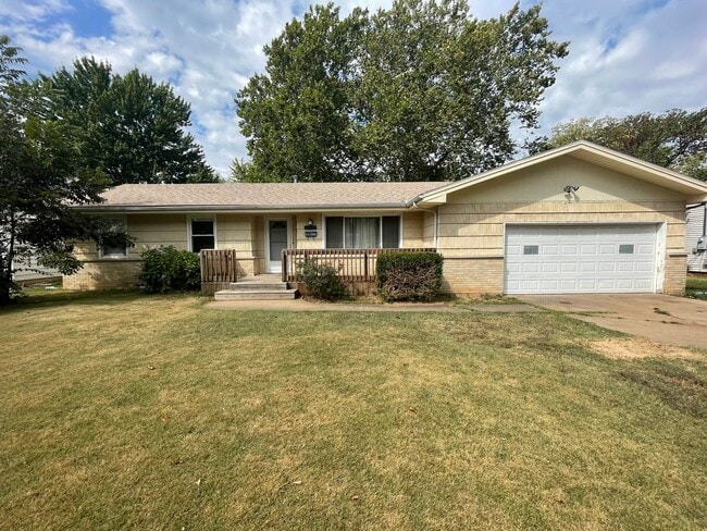 property at 1829 S Missouri Ave