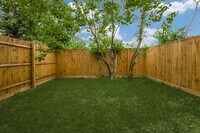 8643 Sunderland Rd photo'