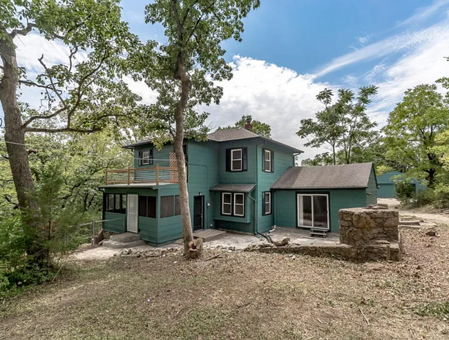 property at 5800 Eastwood Ct