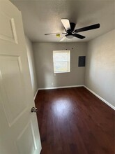 1015 E Tucker St in Fort Worth, TX - Building Photo - Building Photo