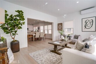 3805 2nd St-Unit -C in Long Beach, CA - Building Photo - Building Photo