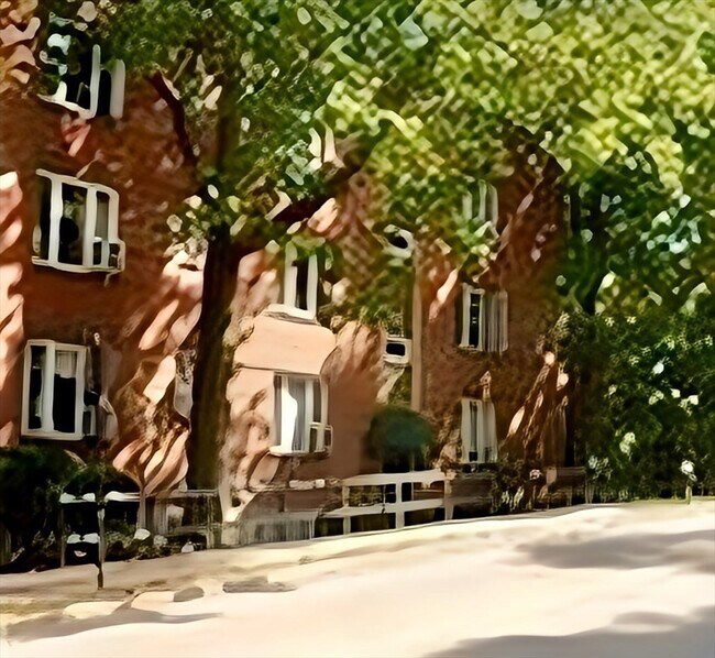 64 Dean Rd, Unit #1