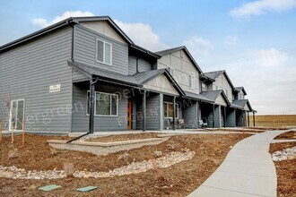 2726 Barnstormer St in Fort Collins, CO - Building Photo - Building Photo