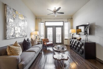 898 Threadneedle St in Houston, TX - Building Photo - Building Photo